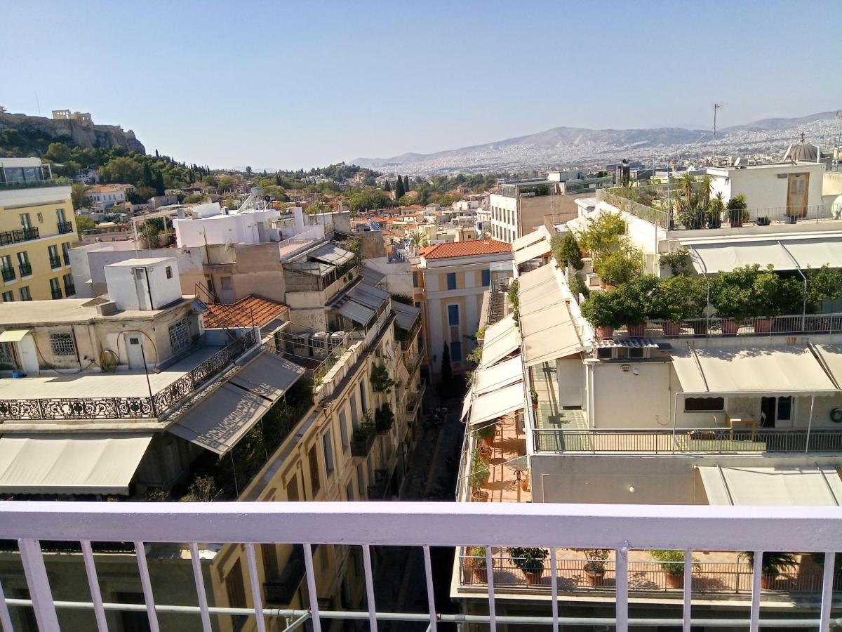 Unique Location With Rooftop View เอเธนส์ ภายนอก รูปภาพ